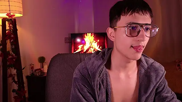 Snapshot of Mr_evan1 chatting on 12.29.24 Mr evan1 online show from 12.29.24