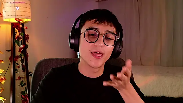 Snapshot of Mr_evan1 chatting on 02.19.25 Mr evan1 online show from 02.19.25