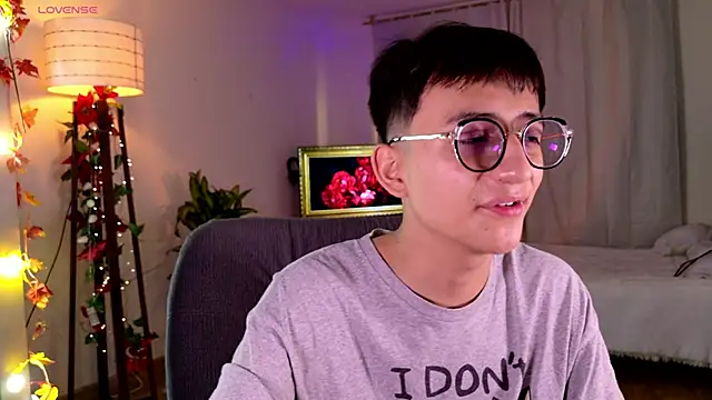Snapshot of Mr_evan1 chatting on 02.28.25 Mr evan1 online show from 02.28.25