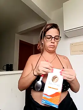 Escarlate4you  online show from 12.04.24