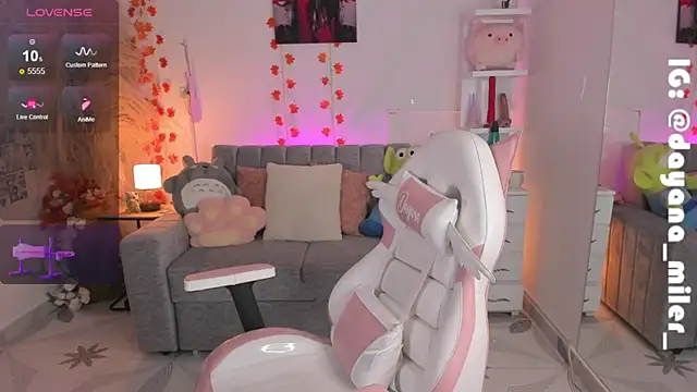  dayana miler online show from 12.07.24