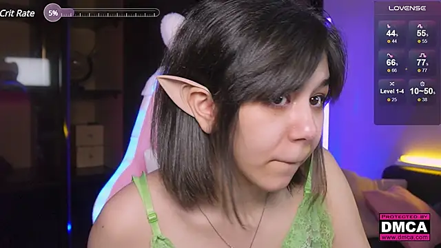 Triss Moon online show from 03.08.25