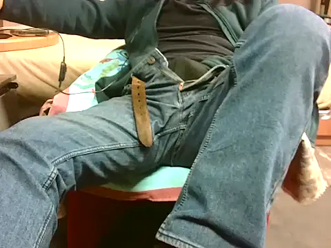 Snapshot of Giulio35_Pika chatting on 01.10.26 Giulio35 Pika online show from 01.10.26