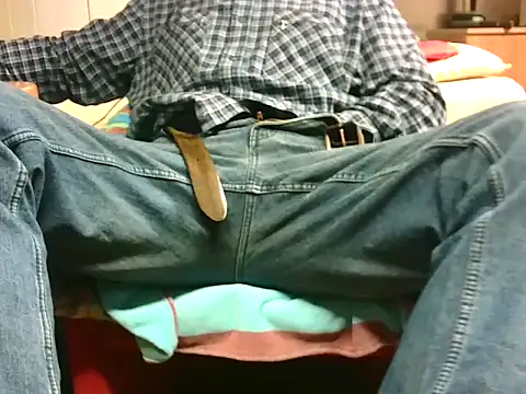 Snapshot of Giulio35_Pika chatting on 02.28.26 Giulio35 Pika online show from 02.28.26