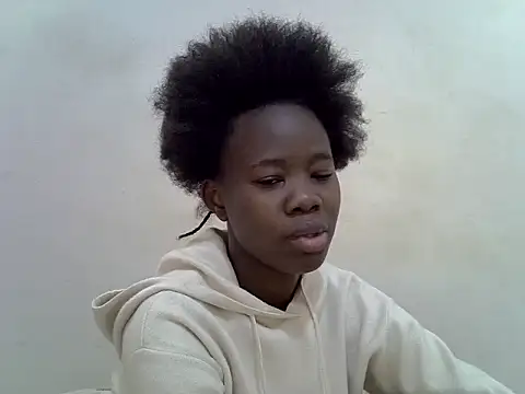 hey its andreana online show from 10.04.25