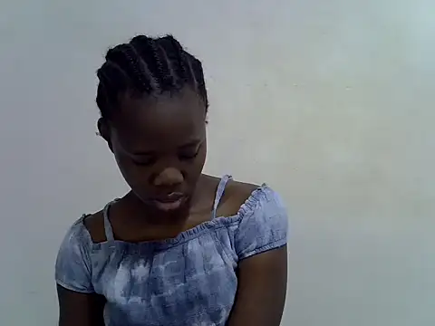 hey its andreana online show from 10.07.25