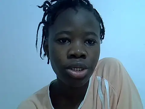 Snapshot of hey_its_andreana chatting on 08.03.26 hey its andreana online show from 08.03.26