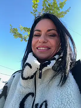 KimKelly13 online show from 04.23.26