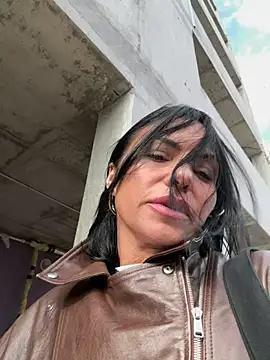 KimKelly13 online show from 04.29.26