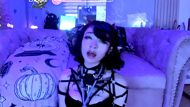 Snapshot of zephirahabney chatting on 01.30.25 zephirahabney online show from 01.30.25