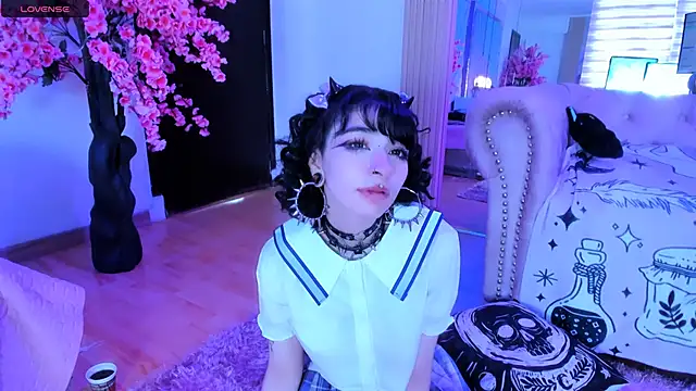 Snapshot of zephirahabney chatting on 02.03.25 zephirahabney online show from 02.03.25