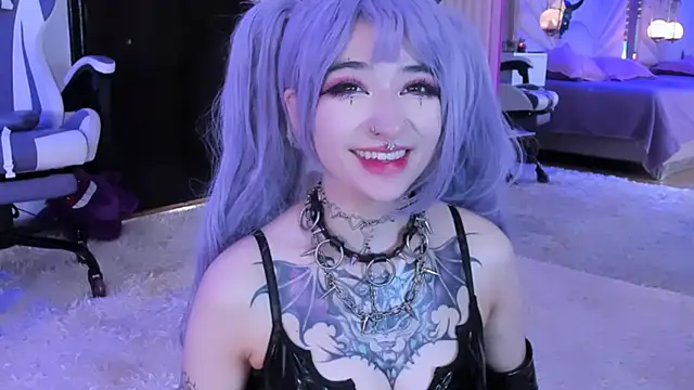 Snapshot of zephirahabney chatting on 02.28.25 zephirahabney online show from 02.28.25