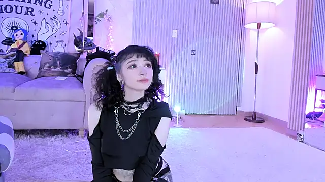 Snapshot of zephirahabney chatting on 09.26.25 zephirahabney online show from 09.26.25