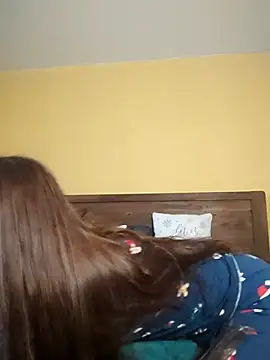 Snapshot of AntoniaHottie chatting on 11.25.25 AntoniaHottie online show from 11.25.25