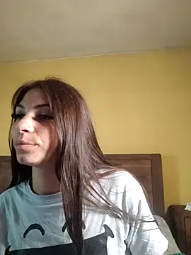 Snapshot of AntoniaHottie chatting on 06.04.26 AntoniaHottie online show from 06.04.26
