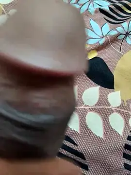 Snapshot of ind_6inc chatting on 03.28.26 ind 6inc online show from 03.28.26