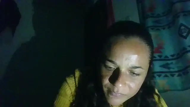 Snapshot of GiveLove1 chatting on 12.28.24 GiveLove1 online show from 12.28.24