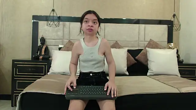 CharlotteMuller online show from 01.15.25