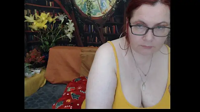 Snapshot of PlayfullMature chatting on 07.06.26 PlayfullMature online show from 07.06.26