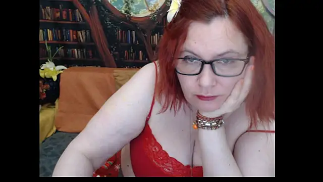 Snapshot of PlayfullMature chatting on 07.08.26 PlayfullMature online show from 07.08.26