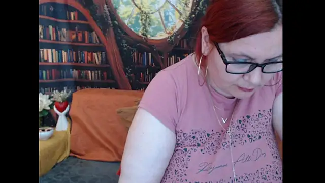 Snapshot of PlayfullMature chatting on 07.16.26 PlayfullMature online show from 07.16.26