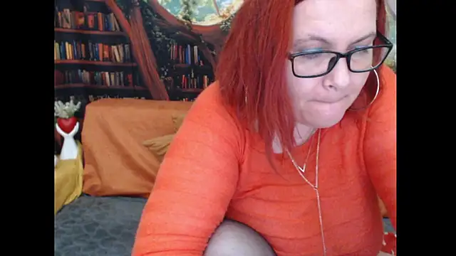 Snapshot of PlayfullMature chatting on 07.16.26 PlayfullMature online show from 07.16.26