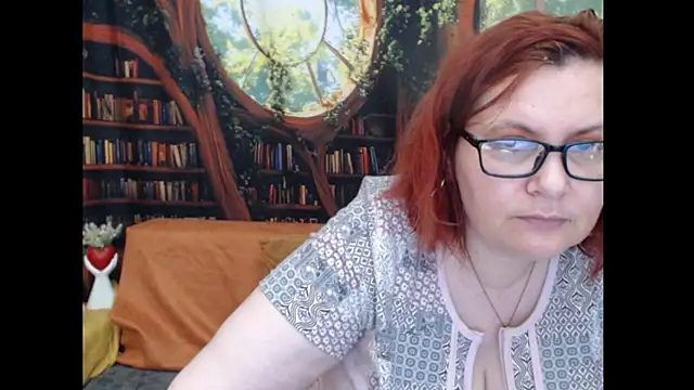 Snapshot of PlayfullMature chatting on 07.17.26 PlayfullMature online show from 07.17.26