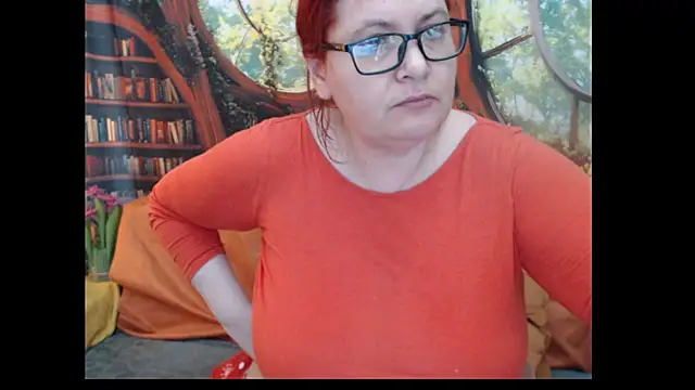 Snapshot of PlayfullMature chatting on 07.25.26 PlayfullMature online show from 07.25.26