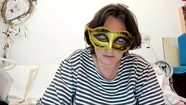 Snapshot of IsraeliMilf chatting on 01.05.25 IsraeliMilf online show from 01.05.25