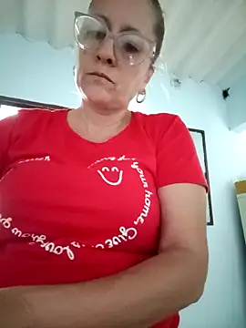 Snapshot of deisy_summers47x chatting on 02.11.25 deisy summers47x online show from 02.11.25