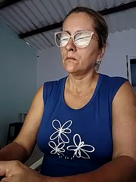 Snapshot of deisy_summers47x chatting on 02.24.25 deisy summers47x online show from 02.24.25