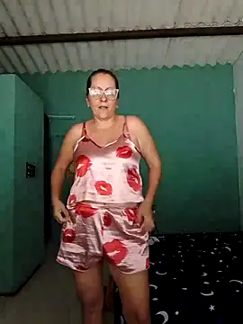 Snapshot of deisy_summers47x chatting on 03.10.25 deisy summers47x online show from 03.10.25