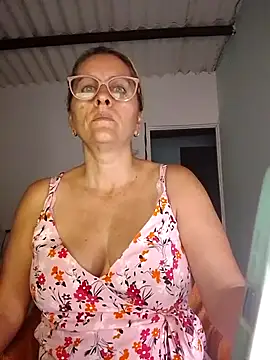 Snapshot of deisy_summers47x chatting on 03.14.25 deisy summers47x online show from 03.14.25