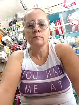 Snapshot of deisy_summers47x chatting on 01.17.26 deisy summers47x online show from 01.17.26