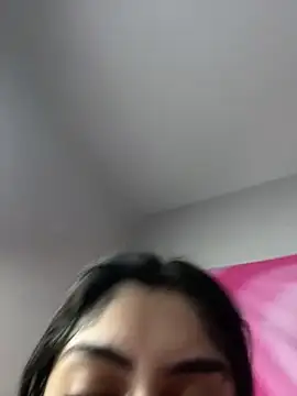 ThickerThanYoBitch online show from 01.19.25