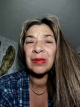 Snapshot of biancchi chatting on 01.25.25 biancchi online show from 01.25.25