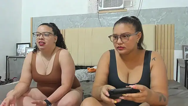 Danielaandximena online show from 08.01.26