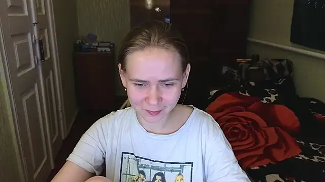 Riley Roo online show from 12.13.24