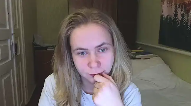 Riley Roo online show from 02.19.25