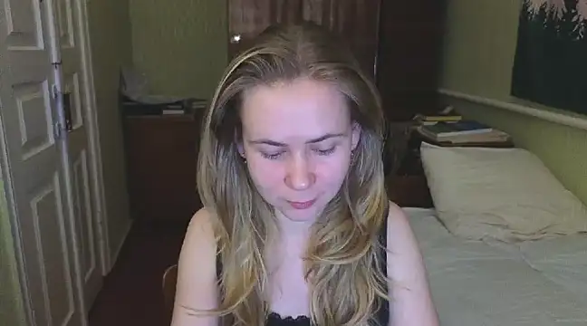 Riley Roo online show from 02.20.25