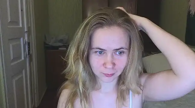 Riley Roo online show from 02.22.25