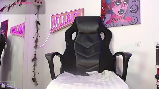 Violet-Queen online show from 01.31.25