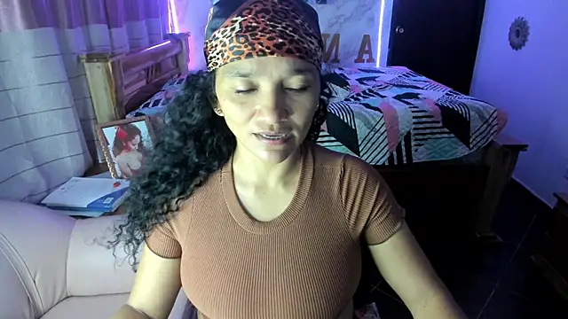 rayza mature 154 online show from 02.23.25