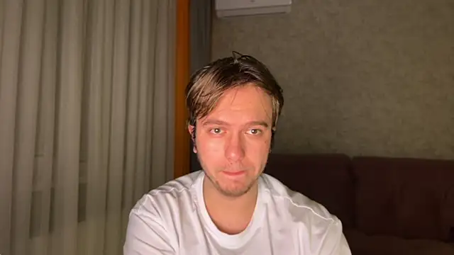 kiopiggy online show from 12.01.25