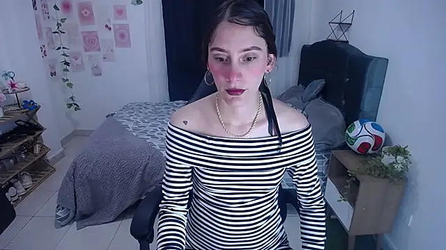 IsaBaileys  online show from 06.28.26