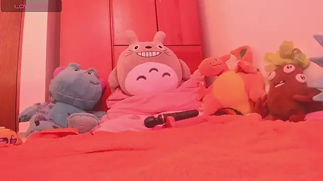 Snapshot of saralolo420 chatting on 10.11.25 saralolo420 online show from 10.11.25