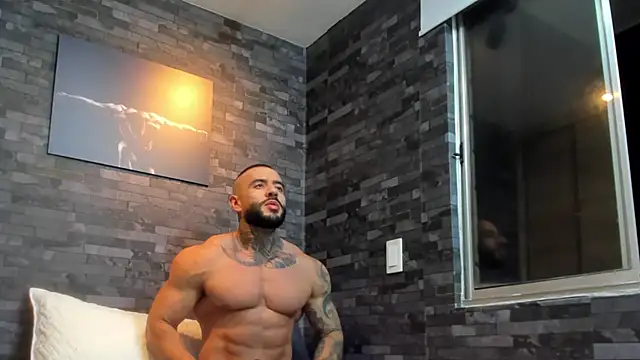 Snapshot of BruceDallas chatting on 10.28.25 BruceDallas online show from 10.28.25