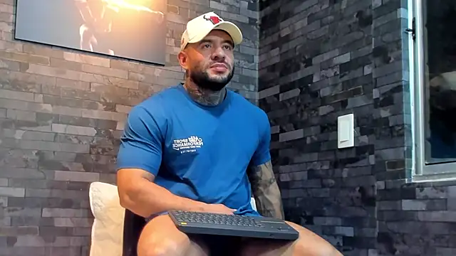 BruceDallas online show from 02.06.26