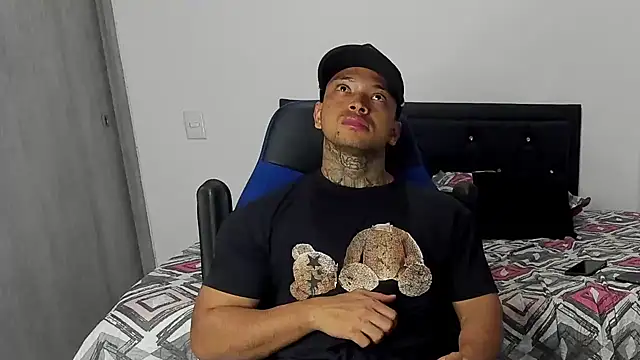 Stiven collins online show from 02.01.25