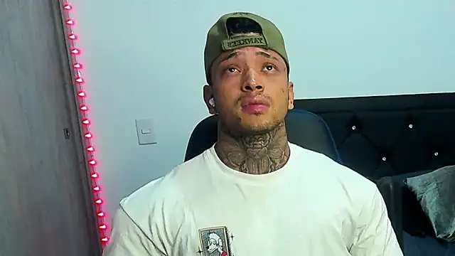 Stiven collins online show from 02.26.25